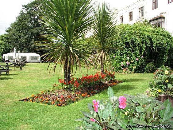 Lyndhurst Park Hotel Exterior photo