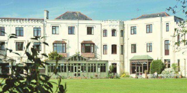 Lyndhurst Park Hotel Exterior photo